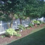 vinyl sway picket fence